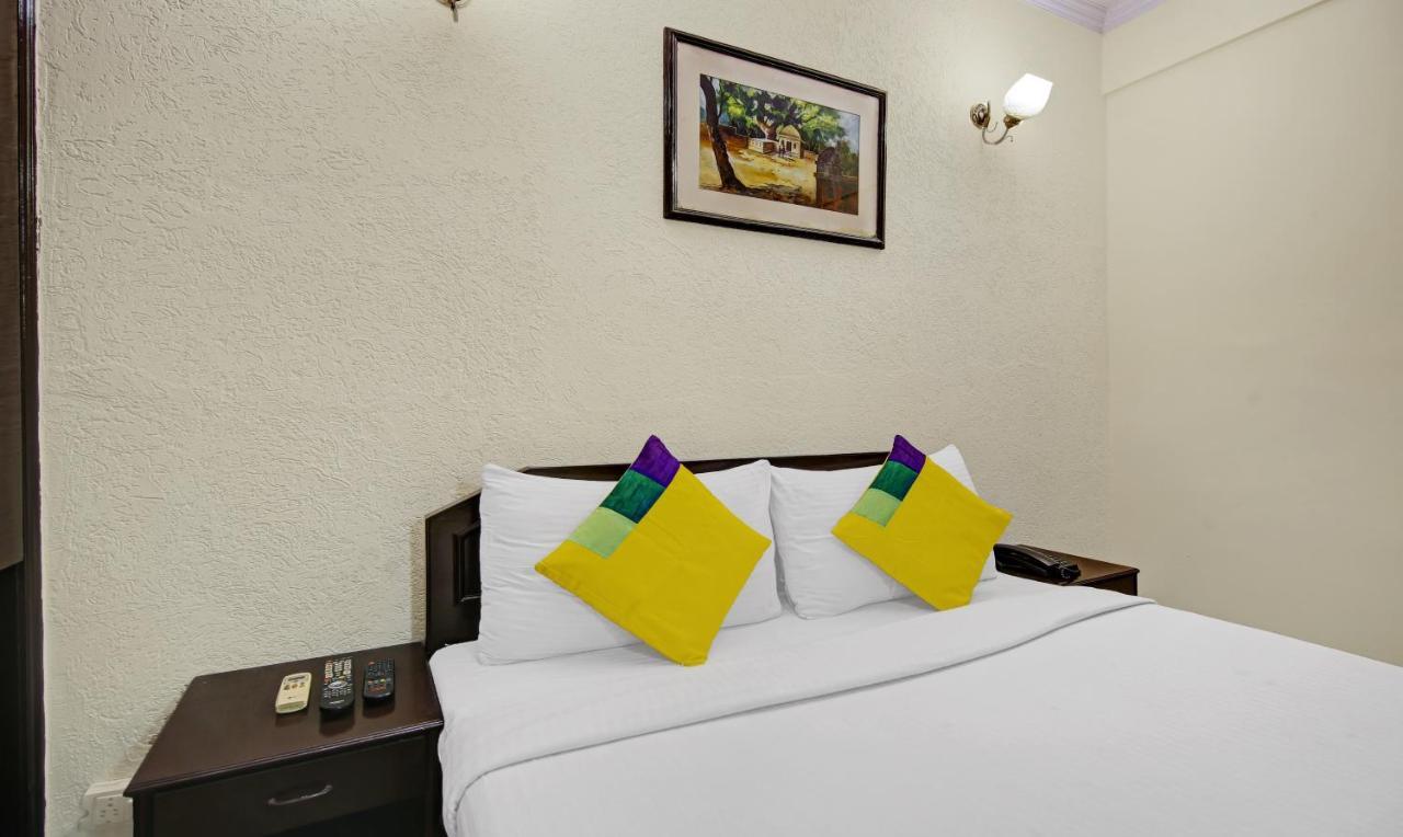 Itsy Hotels Arien International New Delhi Exterior photo
